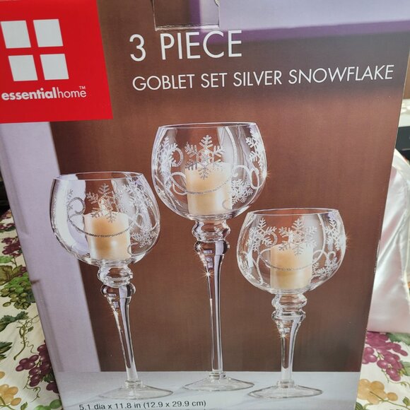 H64- 3pc Pedastal Goblet Set with Silver Snowflake & Swirls - Picture 1 of 4